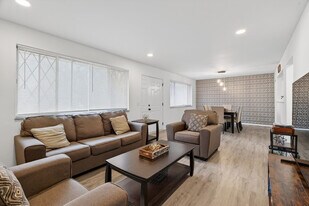 1553 Cove Ln, Unit SI ID1472886P in St. Louis, MO - Building Photo
