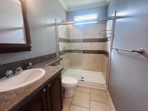 6535 S Brandywine Dr in Margate, FL - Building Photo - Building Photo