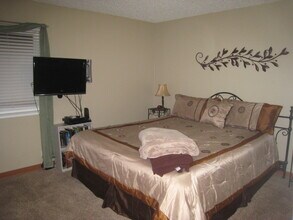 13430 Ebbtide Village in Clearlake Oaks, CA - Building Photo - Building Photo