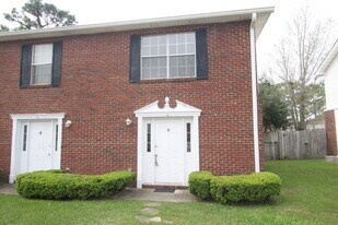3842 Belle Meade Ct in Pensacola, FL - Building Photo