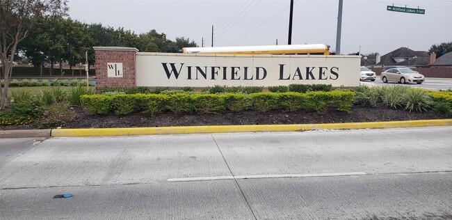 2702 Golden Hills Ct in Fresno, TX - Building Photo - Building Photo