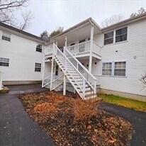 17 Wysocki Dr in Dudley, MA - Building Photo
