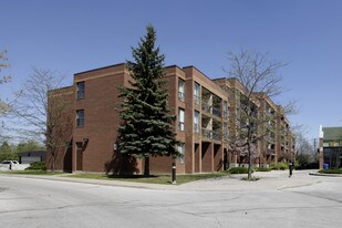 Calvary House in Markham, ON - Building Photo