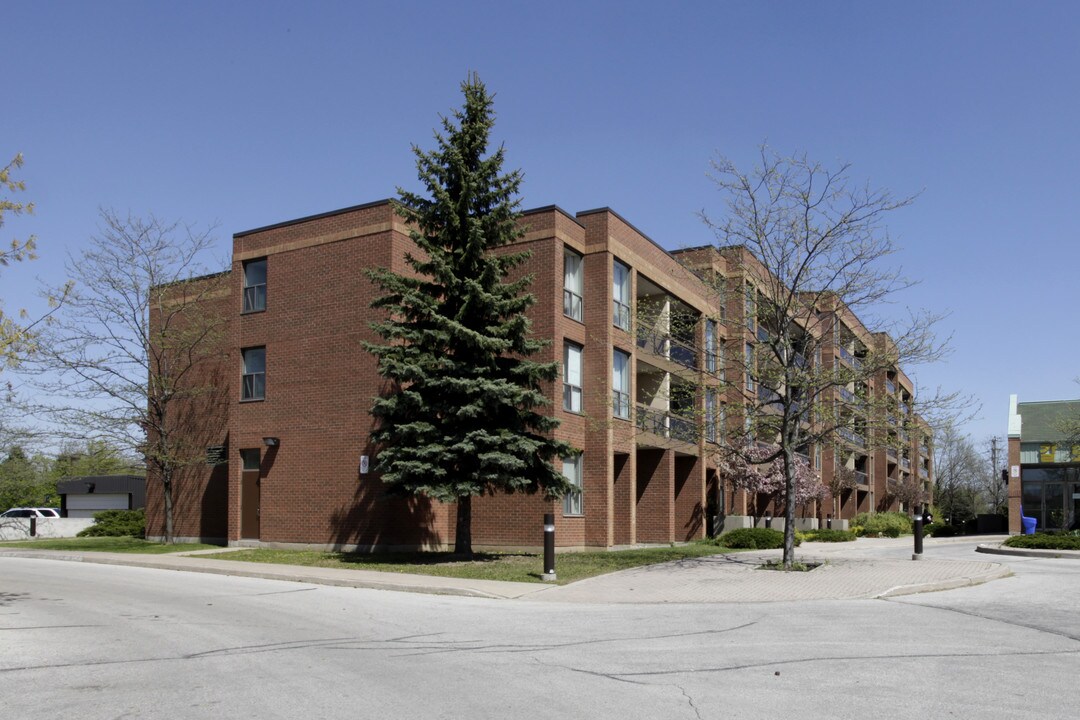 Calvary House in Markham, ON - Building Photo