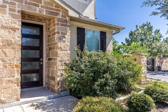 12606 Elemina Trl in San Antonio, TX - Building Photo - Building Photo