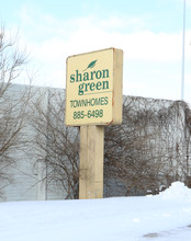 Sharon Green Townhomes in Columbus, OH - Building Photo - Building Photo