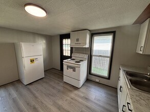 527 5th St SW in Massillon, OH - Building Photo - Building Photo