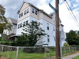 50 Newington Ave in New Britain, CT - Building Photo