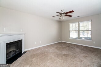 3034 Broadleaf Trail Rd in Fairburn, GA - Building Photo - Building Photo