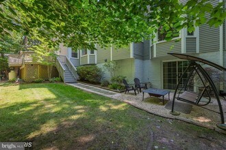 13002 Montpelier Ct in Woodbridge, VA - Building Photo - Building Photo