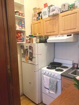 469 Beacon St, Unit 1F in Boston, MA - Building Photo