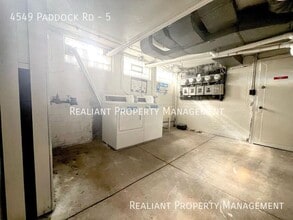 4549 Paddock Rd in Cincinnati, OH - Building Photo - Building Photo
