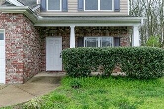6017 Chickadee Cir in Spring Hill, TN - Building Photo - Building Photo