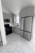 1409 Westmoor Dr in Austin, TX - Building Photo - Building Photo