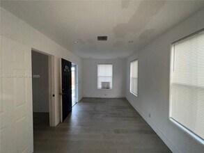 1800 SW 3rd St in Miami, FL - Building Photo - Building Photo