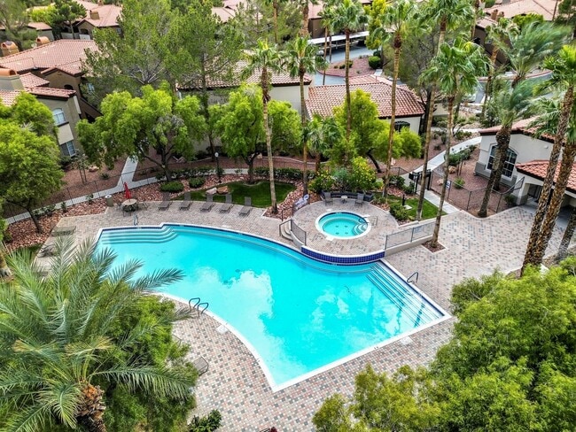 9000 Las Vegas Blvd in Las Vegas, NV - Building Photo - Building Photo