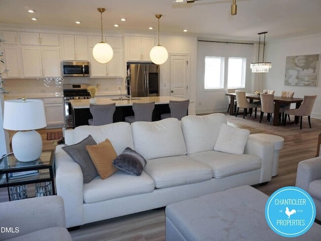 120 Copper Leaf Ave in Chapel Hill, NC - Building Photo - Building Photo