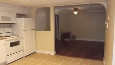 11 Shadowbrook Ln in Milford, MA - Building Photo - Building Photo