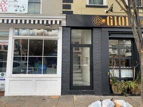 94 South St in Oyster Bay, NY - Building Photo - Building Photo