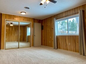 107063 US-395 in Coleville, CA - Foto de edificio - Building Photo