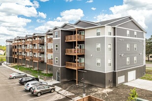 The 601 Apartments in Cambridge, MN - Building Photo