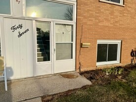 47 Beechwood Crescent in Chatham, ON - Building Photo