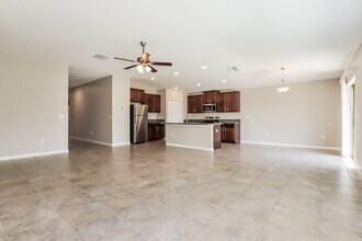 15708 Charr Island St in Sun City Center, FL - Building Photo - Building Photo