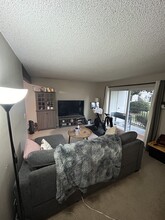 1596 Sunnyvale Ave, Unit 15 in Walnut Creek, CA - Building Photo - Building Photo