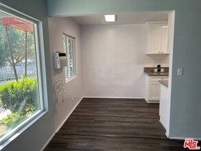 2023 Reservoir St in Los Angeles, CA - Building Photo - Building Photo