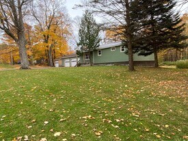 1029 County Rte 15 in Lacona, NY - Building Photo