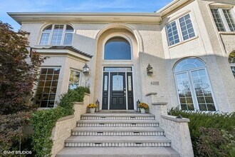 6101 Wildwood Ln in Burr Ridge, IL - Building Photo - Building Photo