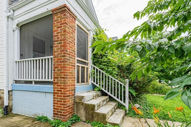 174 W Weber Rd in Columbus, OH - Building Photo - Building Photo