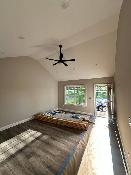 1818 Malone Dr in Dalton, GA - Building Photo