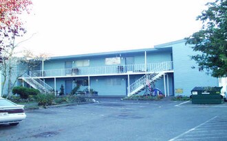 67th West Apartments in Lynnwood, WA - Building Photo