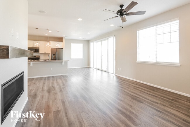 21033 E Tufts Ave in Aurora, CO - Building Photo - Building Photo