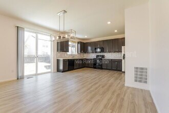 5926 N Orleans St in Aurora, CO - Building Photo - Building Photo