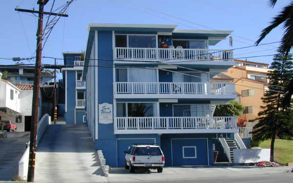 Seawind Apartments in San Clemente, CA - Building Photo