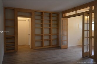 6511 Santona St-Unit -C20 in Coral Gables, FL - Building Photo - Building Photo