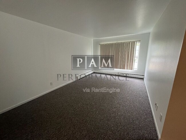 2859 S 6th St in Milwaukee, WI - Building Photo - Building Photo