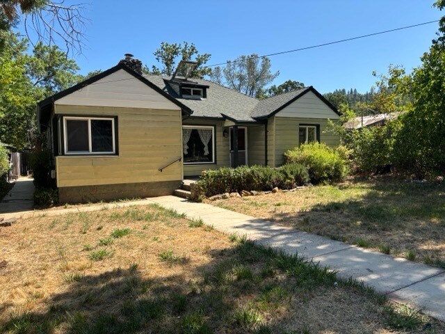 2005 Smith Flat Rd in Placerville, CA - Building Photo