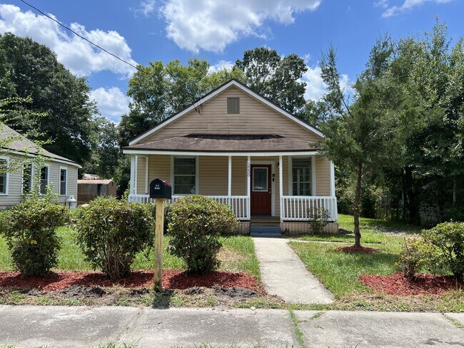 2230 Kingston St in Jacksonville, FL - Building Photo - Building Photo