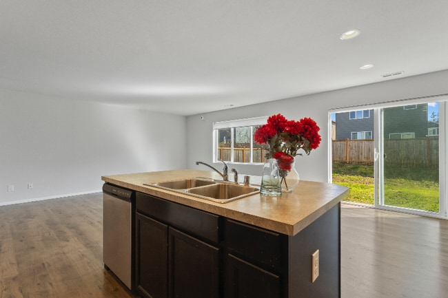 property at 10546 189th St E