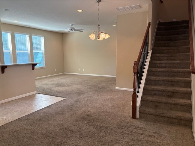 2051 Virginia Lake Way in Reno, NV - Building Photo - Building Photo