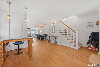 1895 Fairfield Beach Rd in Fairfield, CT - Building Photo - Building Photo