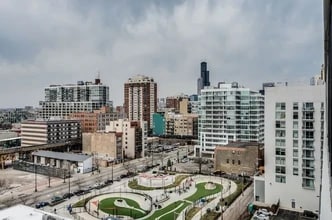 1720 S Michigan Ave, Unit 1615 in Chicago, IL - Building Photo - Building Photo