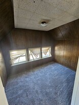 220 W Nebraska Ave in Peoria, IL - Building Photo