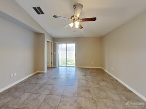 12740 Lemon Pepper Dr in Riverview, FL - Building Photo - Building Photo