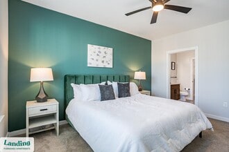 1270 Hillcrest Dr, Unit 3518 in Buford, GA - Foto de edificio - Building Photo