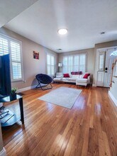 26 A Batchelder St in Boston, MA - Building Photo - Building Photo