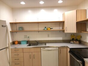 2015 S Granada Dr in Tempe, AZ - Building Photo - Building Photo